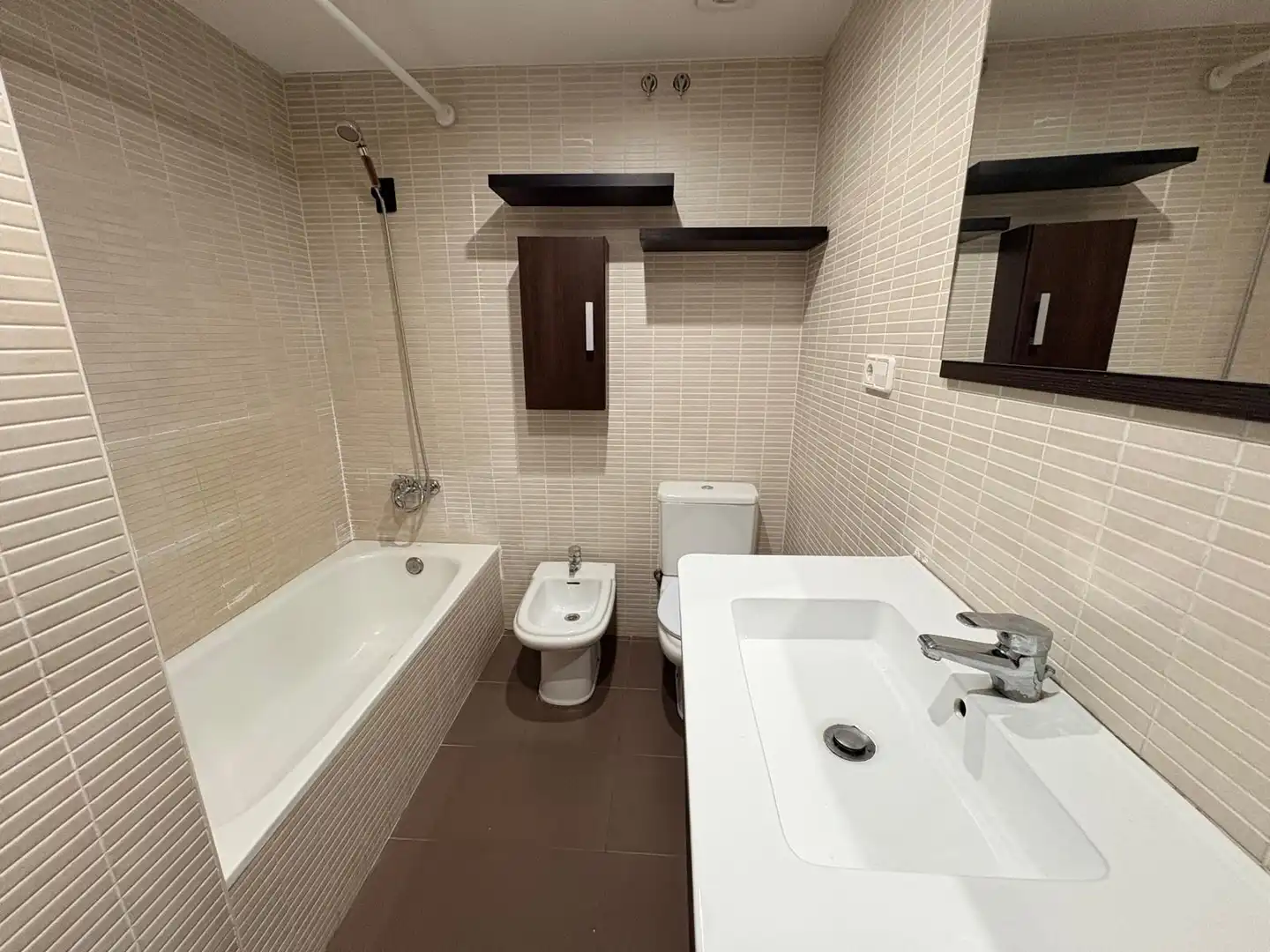 Baño de Dúplex en venta en Igualada con Calefacción, Terraza y Trastero