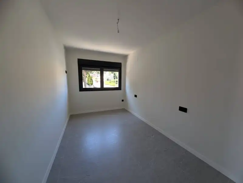Habitación de Casa adosada en venta en El Espinar con Calefacción y Terraza
