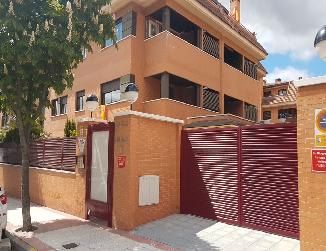 Exterior view of Garage for sale in Las Rozas de Madrid