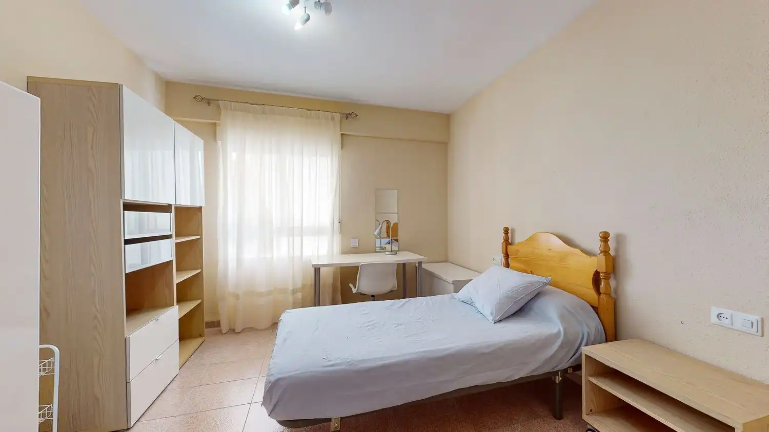 Wohnung zur Miete in Calle Caravija, San Lorenzo