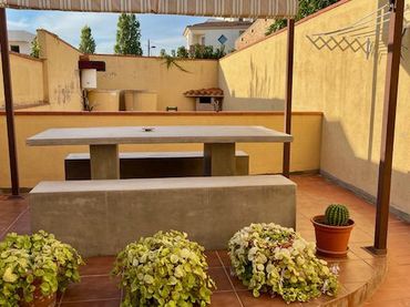 House with balcony for sale in La Granada