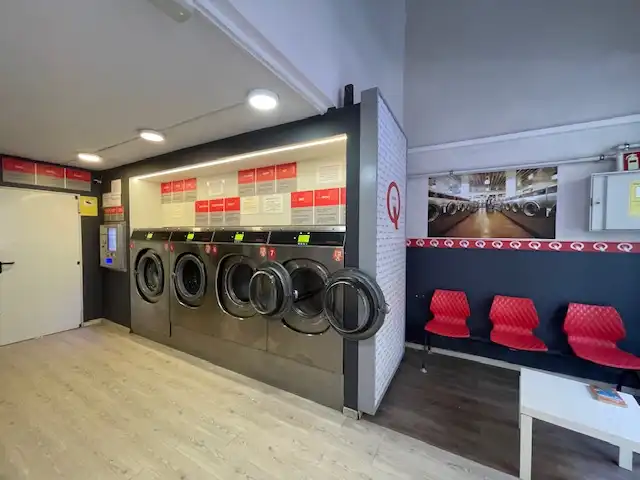 Local comercial en venda a Carrer de Galileu, imagen 9