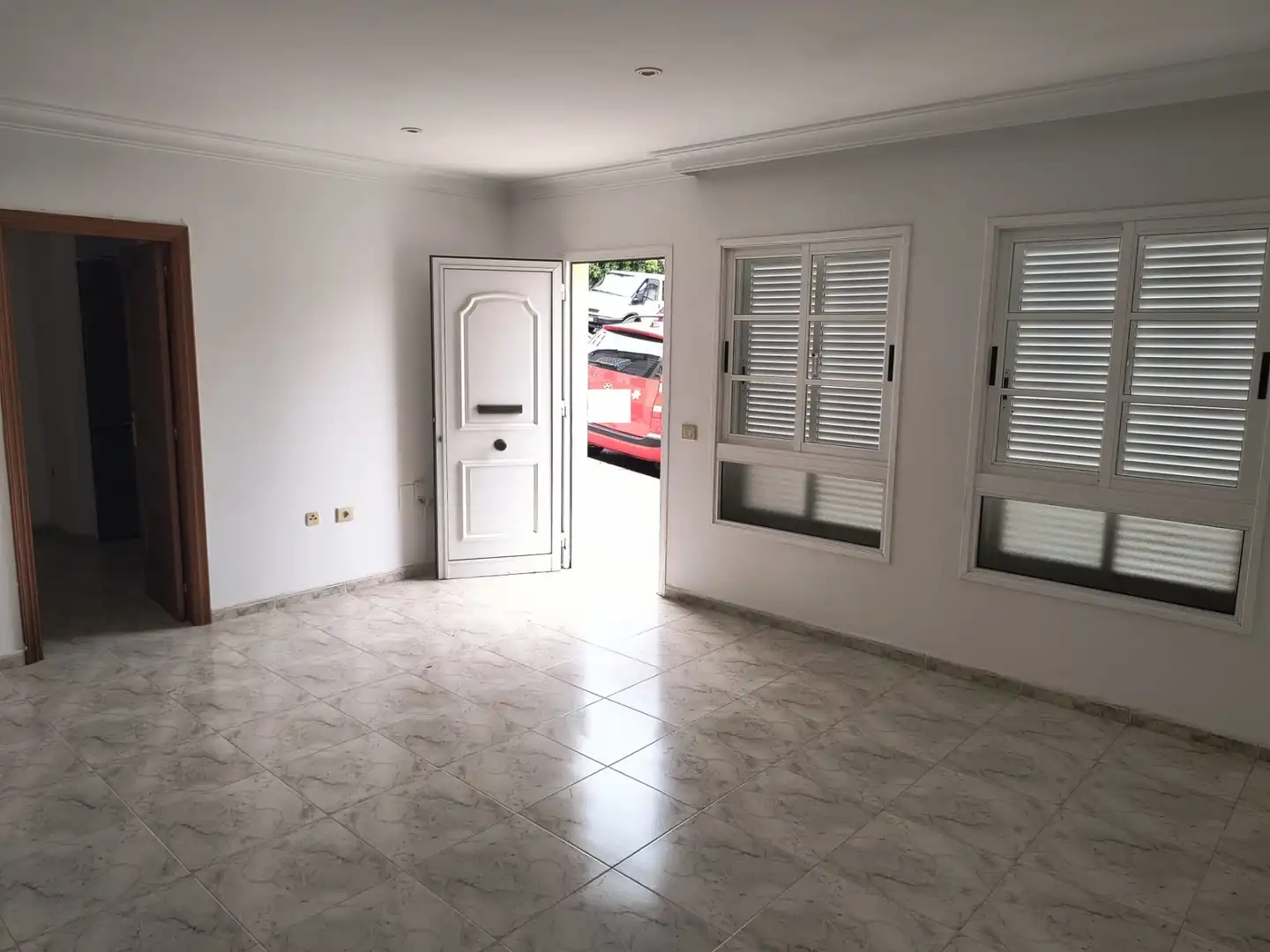 Einfamilien-Reihenhaus zum Verkauf in Puerto de la Cruz mit Abstellraum, Ofen und Balkon