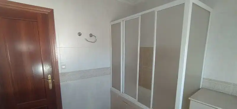 Bathroom of Houses for sale in Jimena  with Terrace and Storage room
