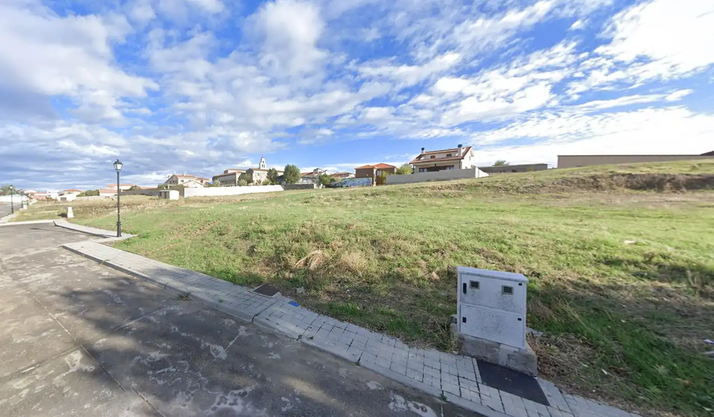 Terreny residencial en venda a Santa María la Real de Nieva, imagen 2