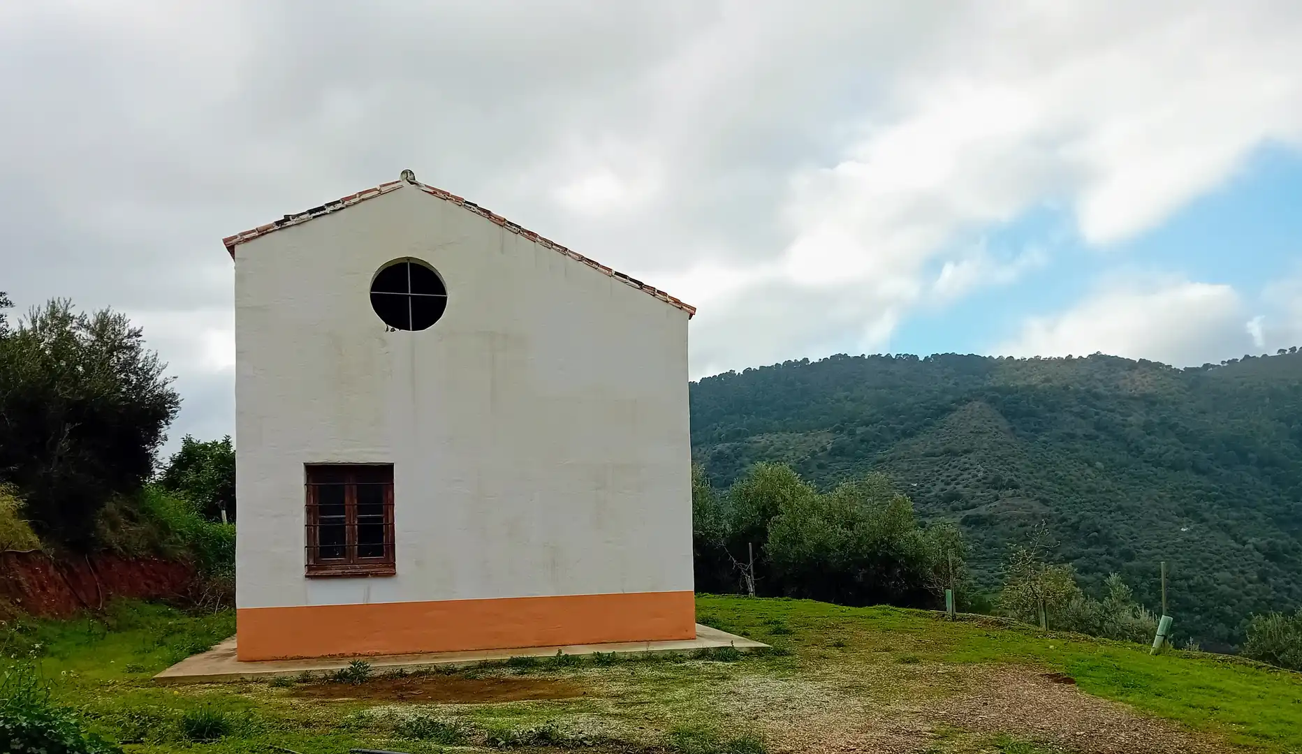 Casa rústica amb jardí en venda a Yunquera, imagen 3