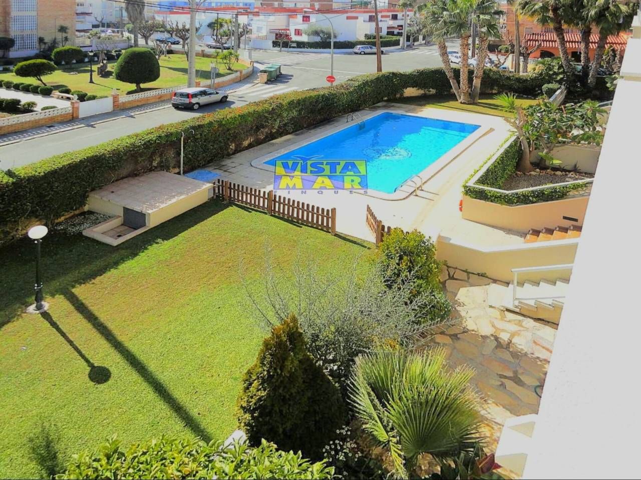 Piscina de Àtic en venda en Cubelles amb Aire condicionat, Terrassa i Traster