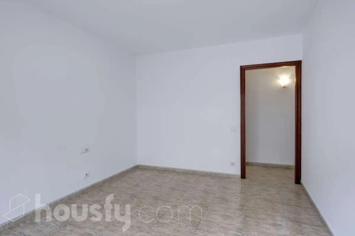 Habitación de Piso en venta en Pineda de Mar con Aire acondicionado, Terraza y Balcón