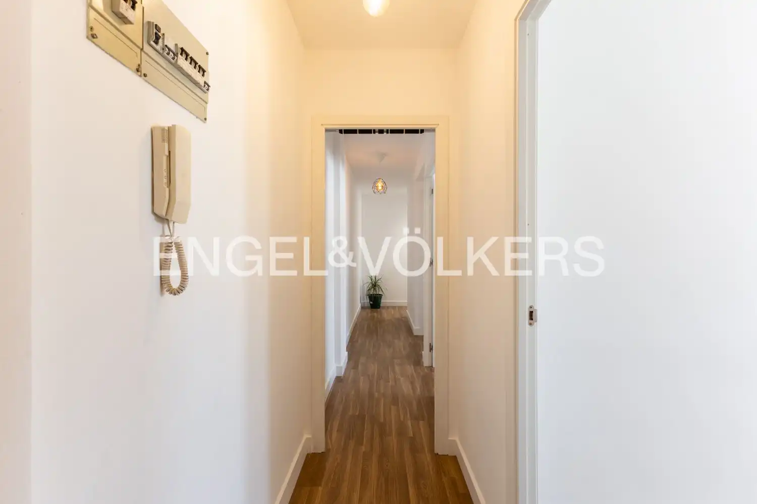 Flat for rent in Sagunto / Sagunt  with Air Conditioner, Heating and Parquet flooring