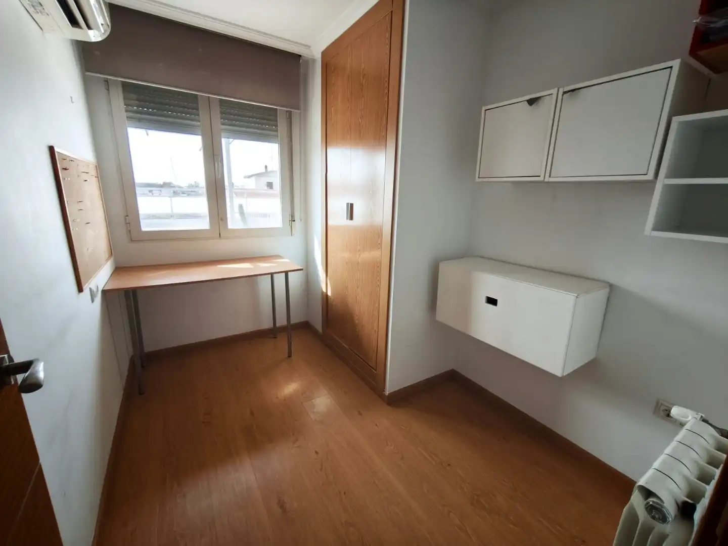 Habitación de Ático en venta en Albacete con Aire acondicionado, Calefacción y Parquet