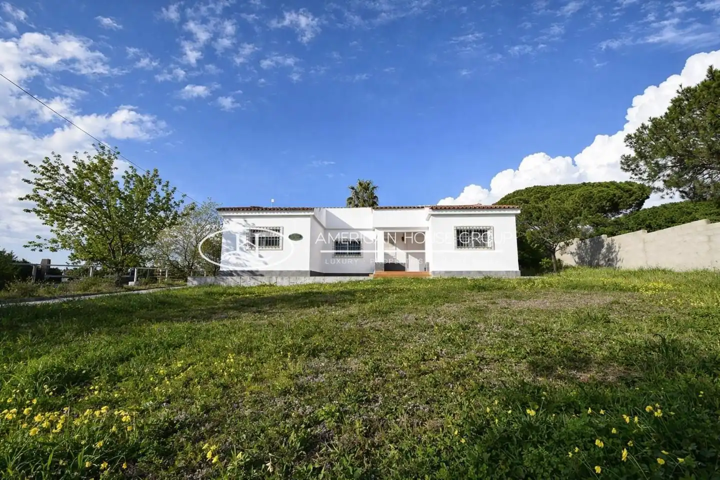 Exterior view of Houses for sale in Chiclana de la Frontera  with Private garden and Swimming Pool