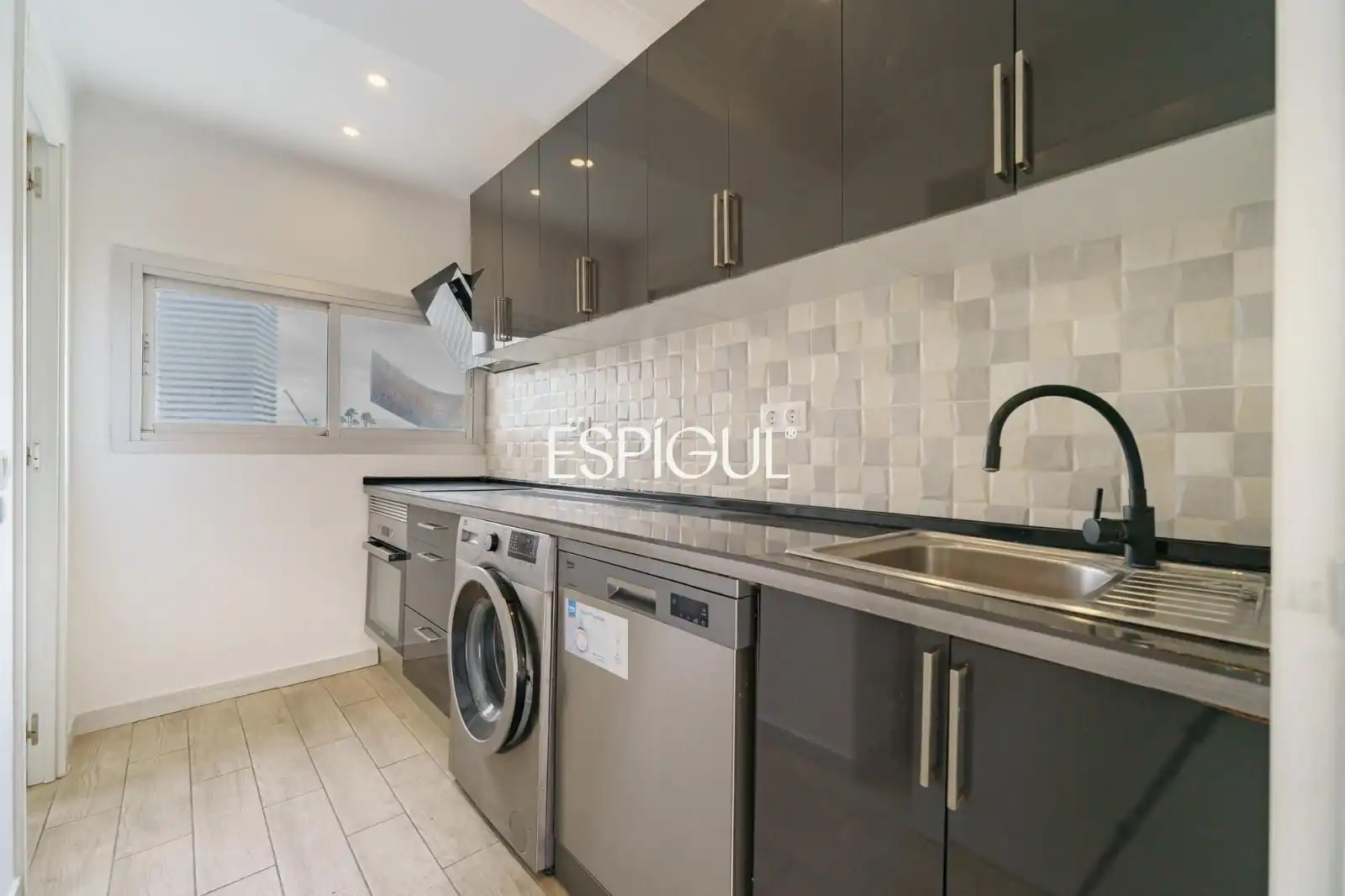 Ático con terraza en venta en Trelawny, imagen 7