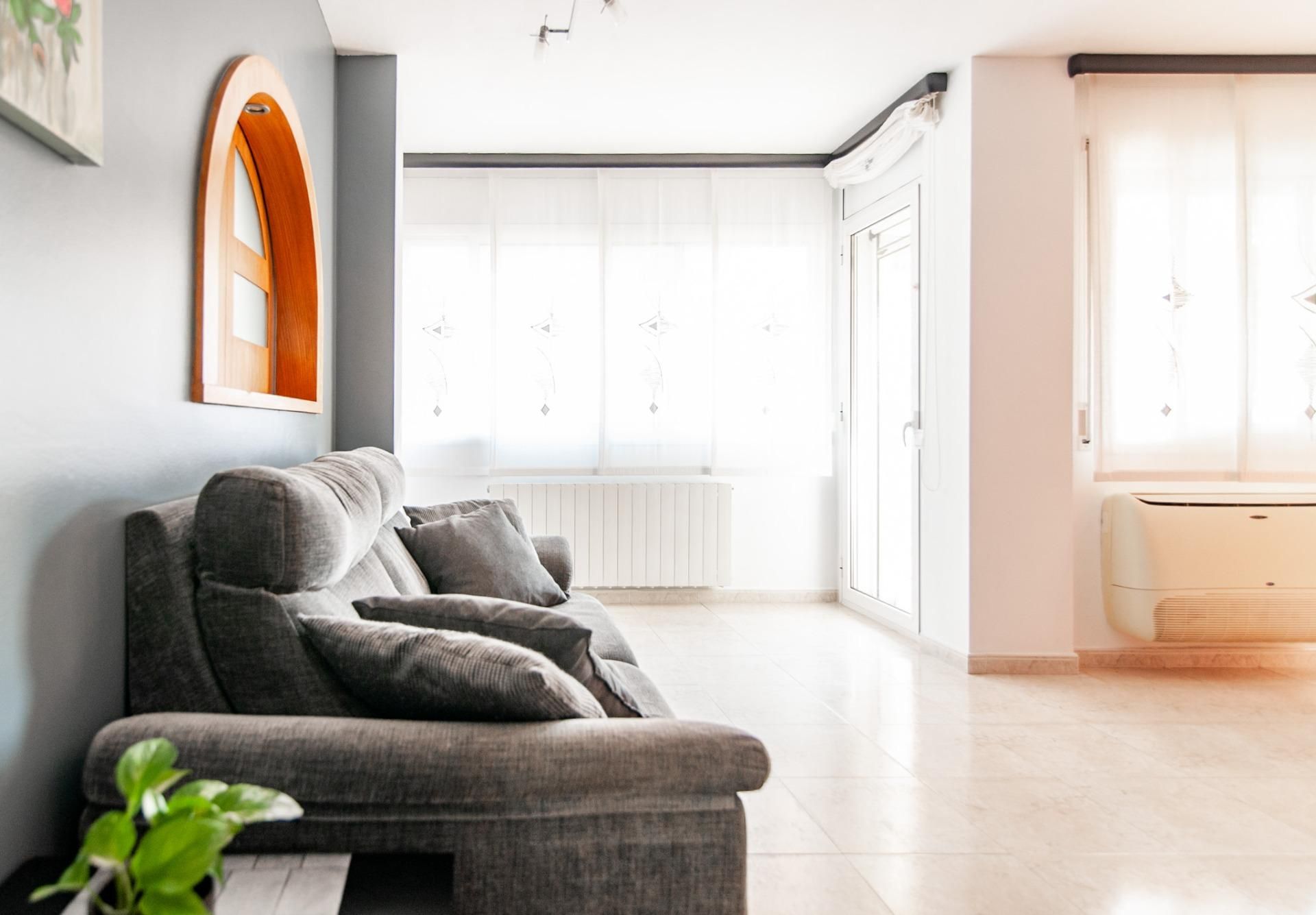 Sala d'estar de Pis de lloguer en Vilafranca del Penedès amb Calefacció i Balcó