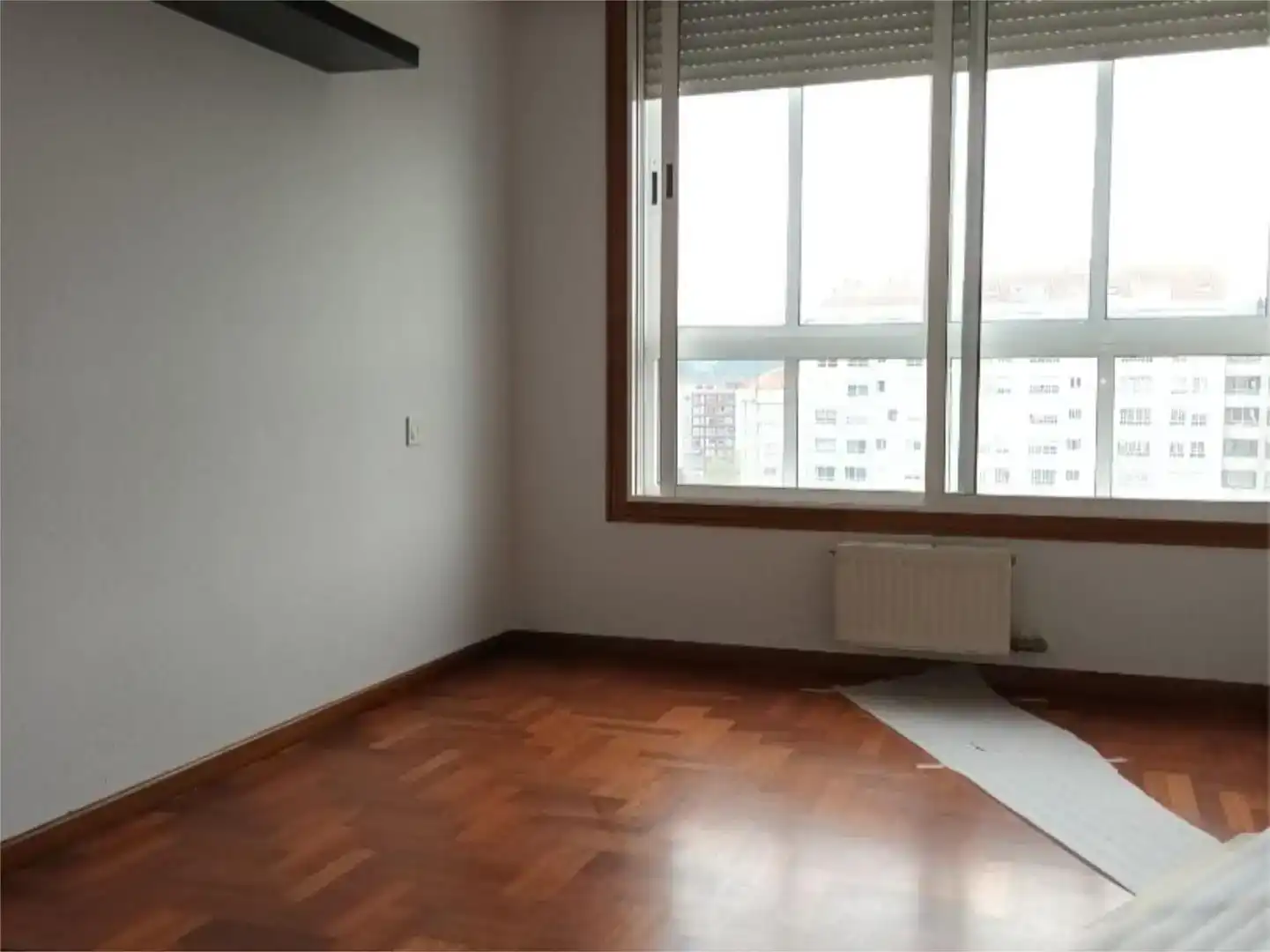 Habitación de Piso de alquiler en Vigo  con Jardín privado, Parquet y Trastero