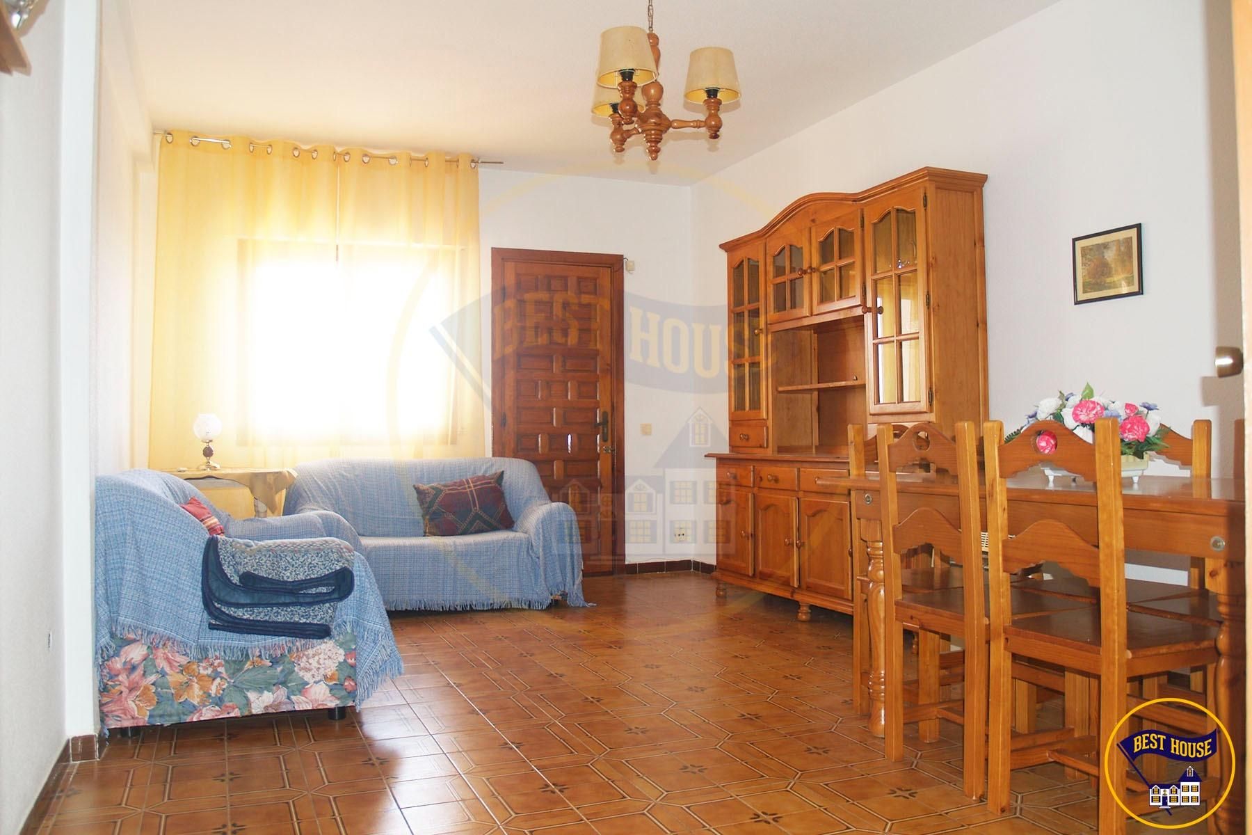 Sala d'estar de Pis en venda en Villamayor de Santiago amb Calefacció, Jardí privat i Terrassa