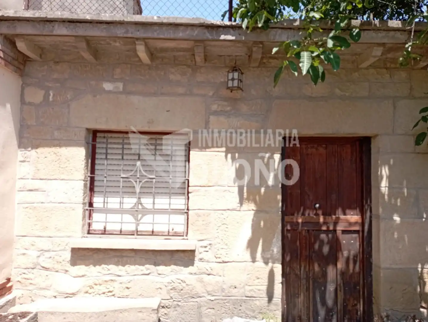 Außenansicht von Residential zum Verkauf in Baños de Ebro / Mañueta