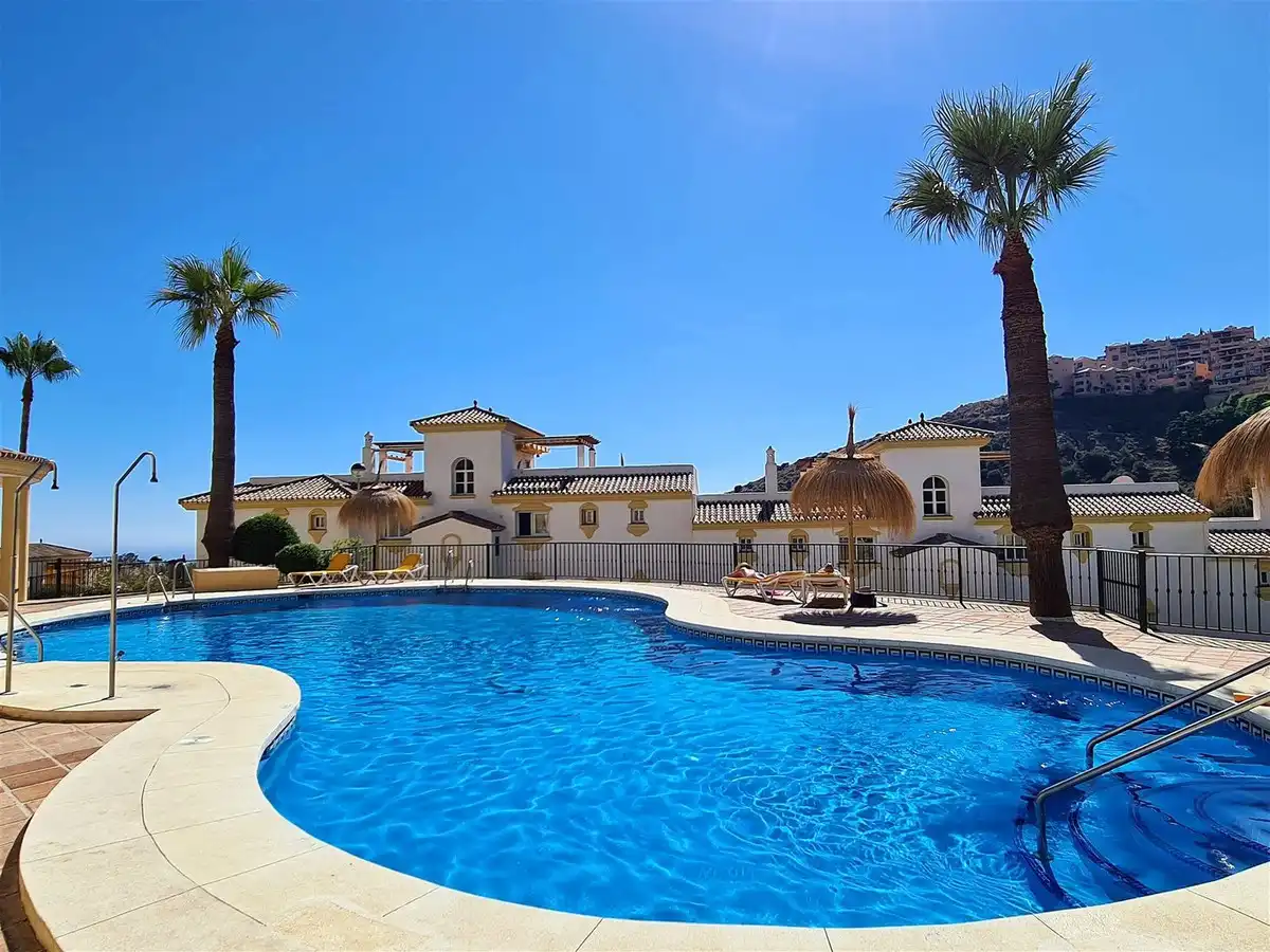Swimming pool of Apartments for sale in Mijas  with Air Conditioner, Heating and Terrace