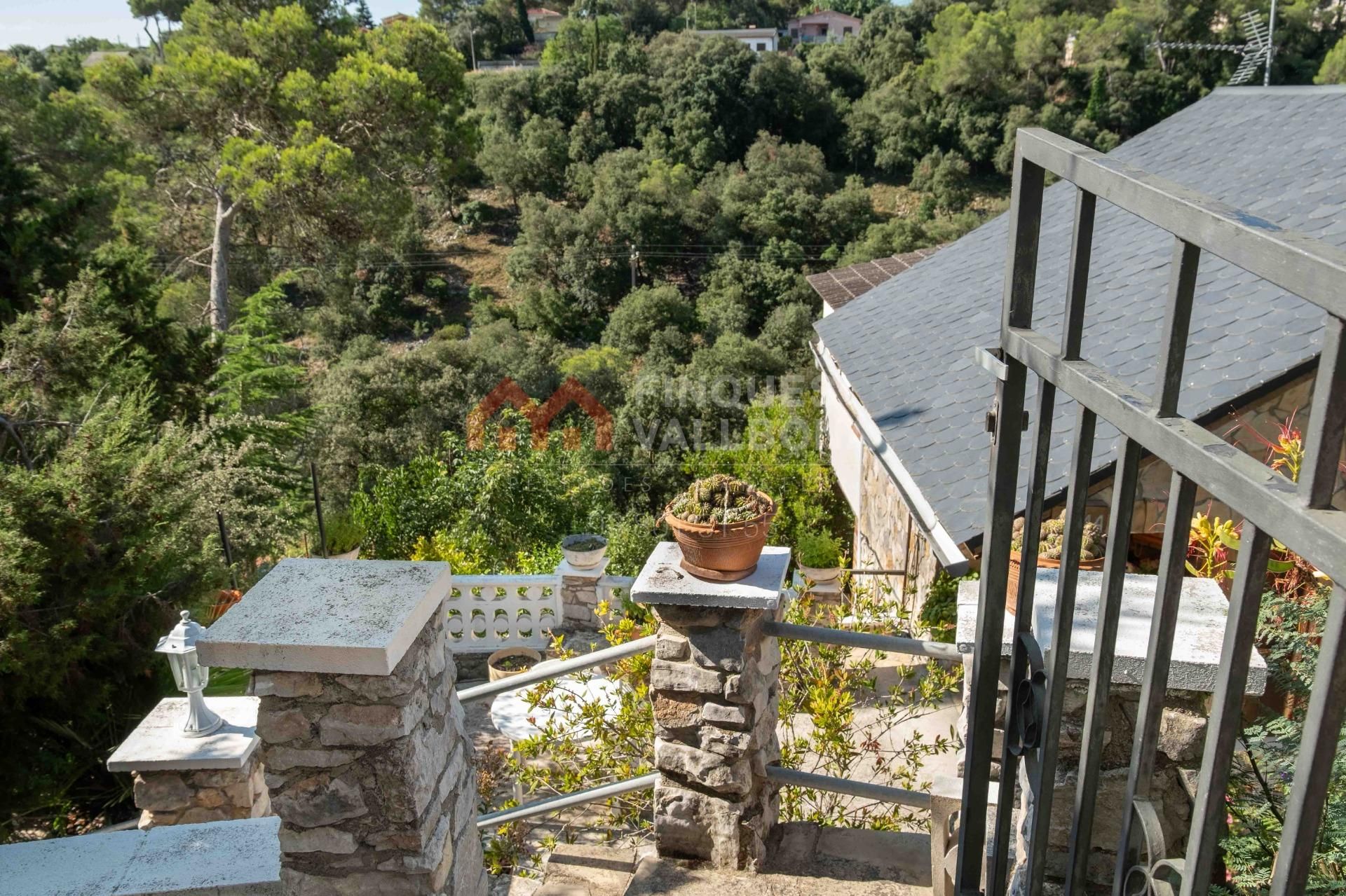 Vista exterior de Casa o xalet en venda en La Torre de Claramunt amb Aire condicionat, Calefacció i Jardí privat