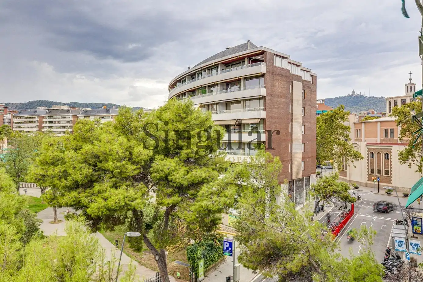 Vista exterior de Piso en venta en Sarrià - Sant Gervasi