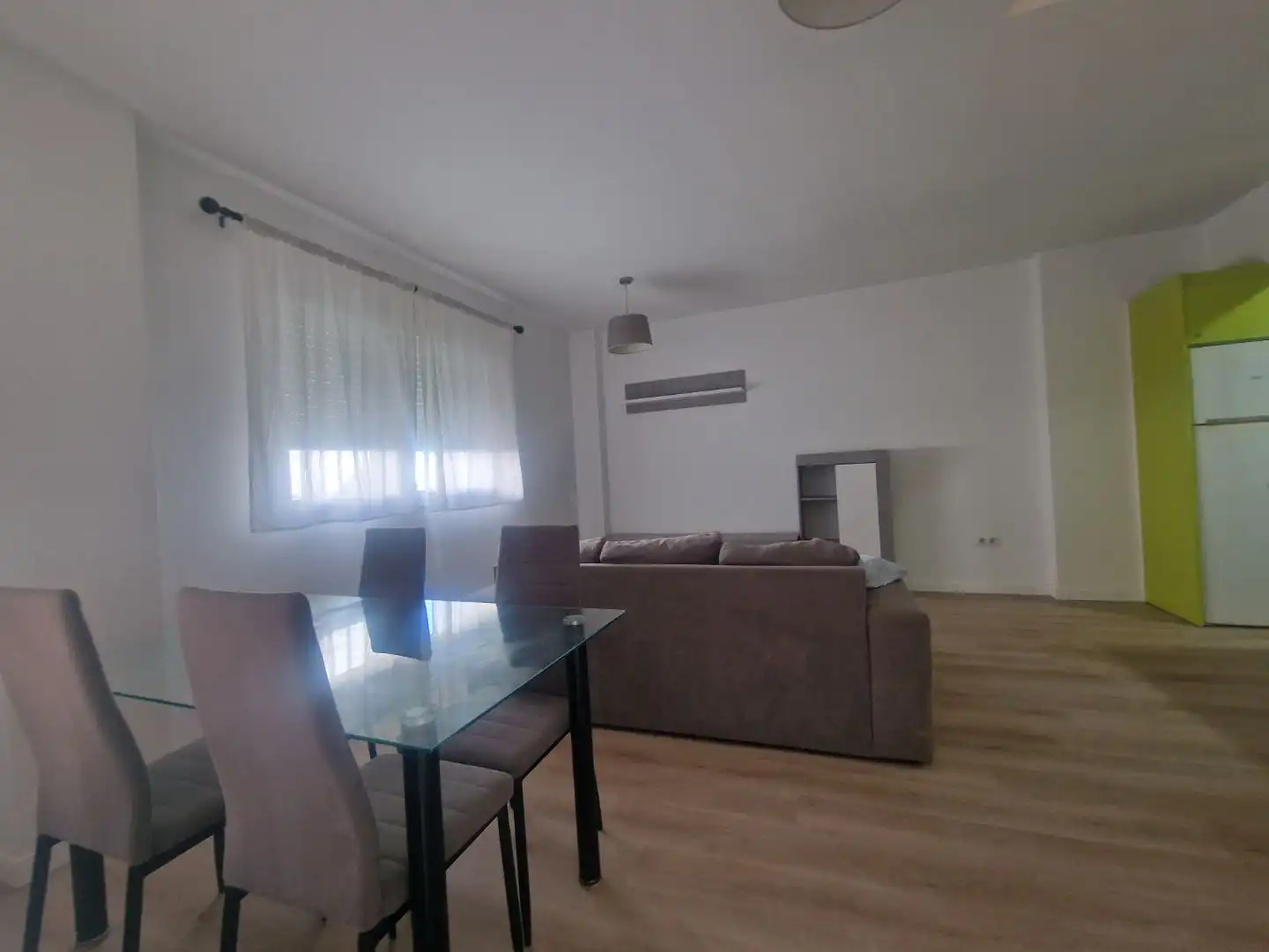 Sala de estar de Piso de alquiler en San Fernando con Jardín privado, Terraza y Amueblado