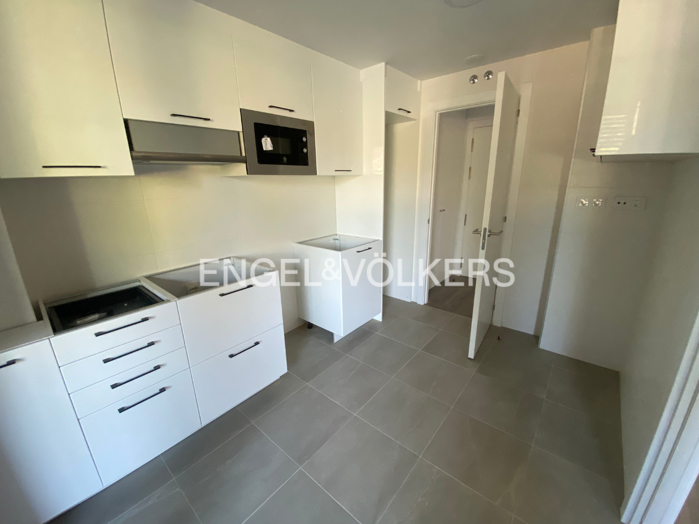 Kitchen of Apartment to rent in Las Rozas de Madrid  with Air Conditioner, Heating and Storage room