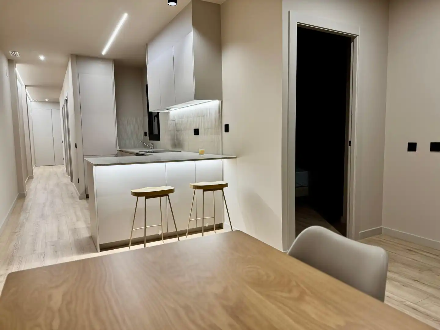 Cocina de Piso de alquiler en Santa Coloma de Gramenet con Aire acondicionado, Amueblado y Alarma