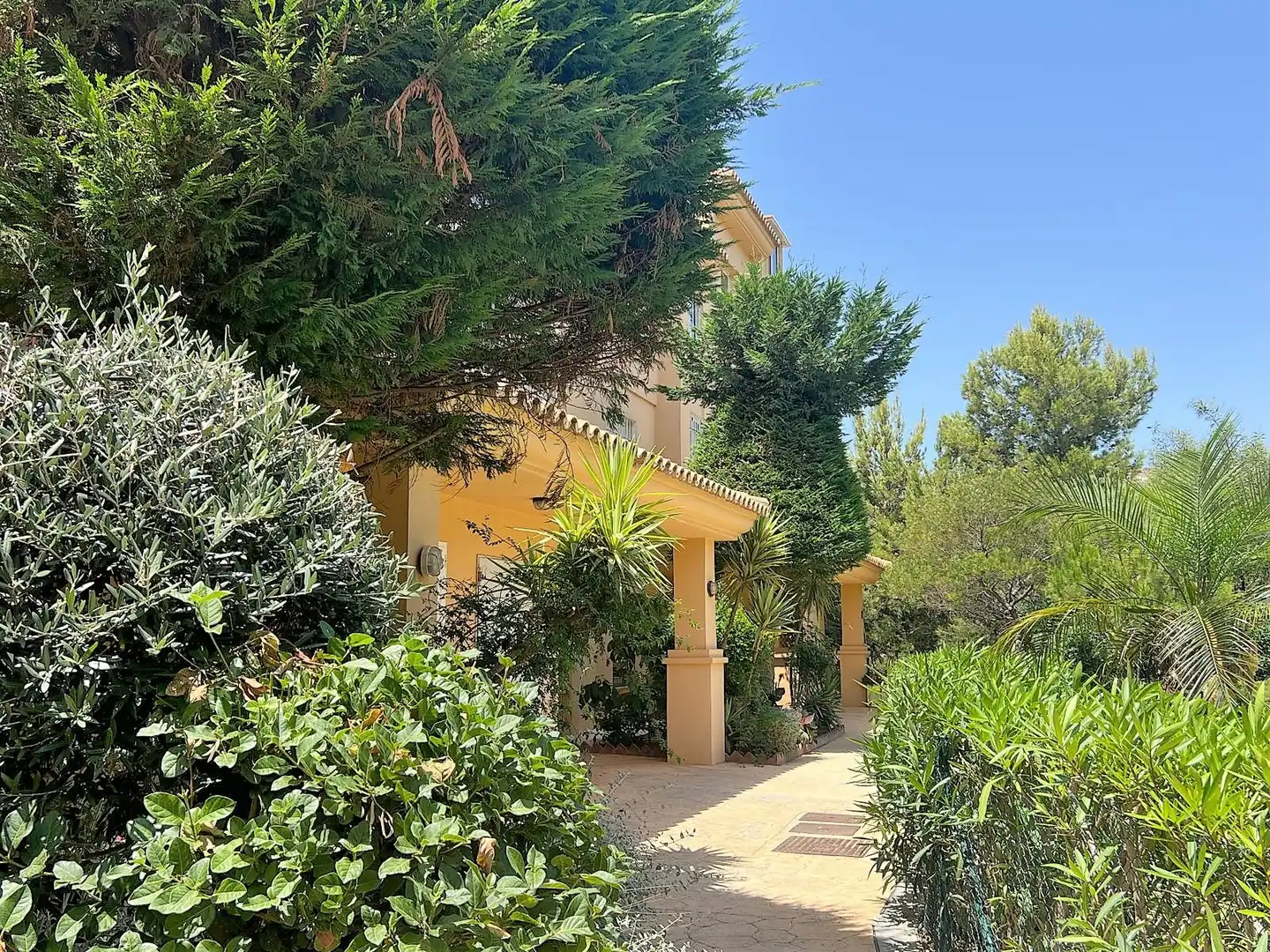 Vista exterior de Apartament en venda en Mijas amb Aire condicionat, Terrassa i Traster