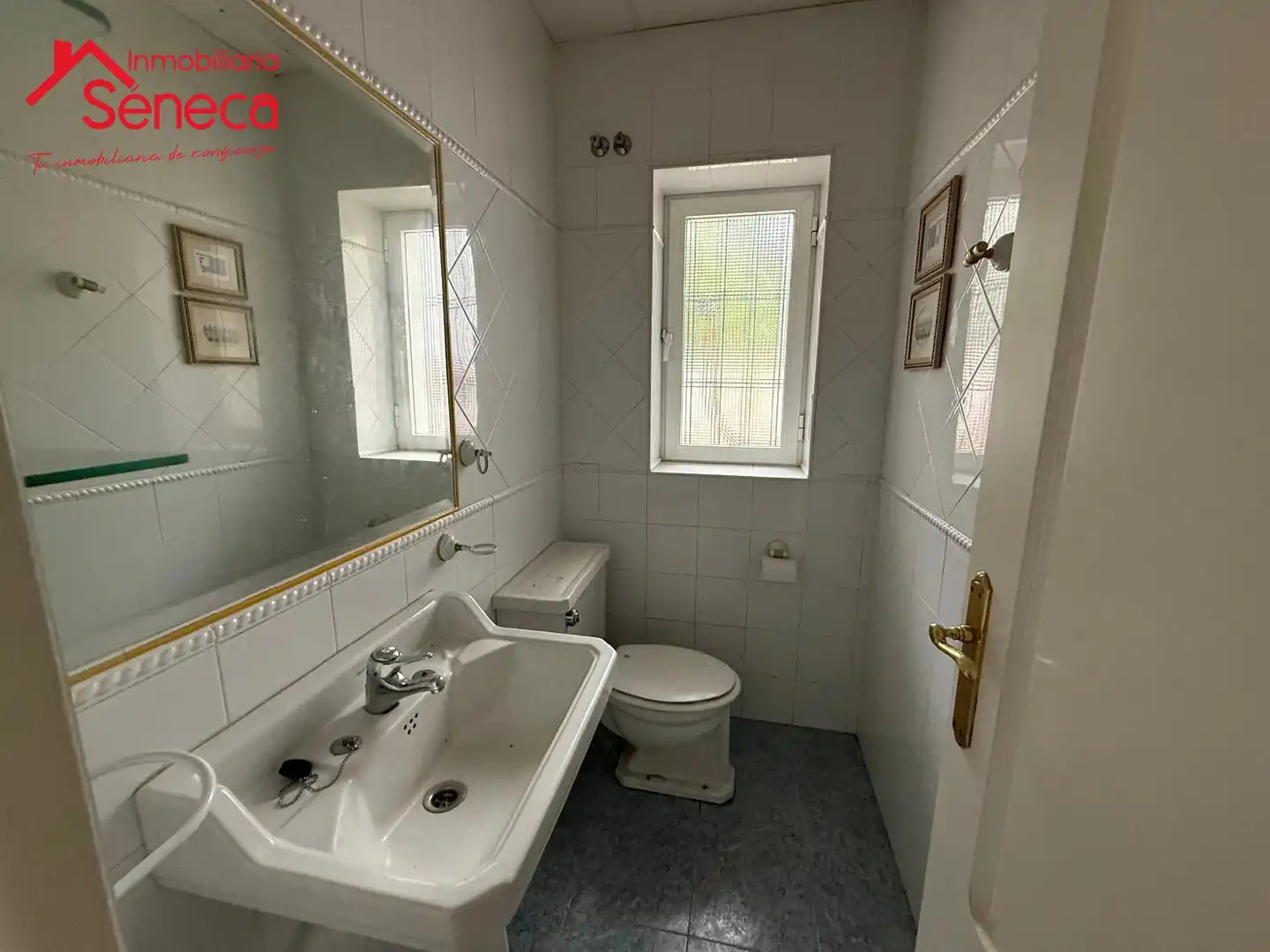 Bathroom of Houses for sale in Córdoba  with Swimming Pool
