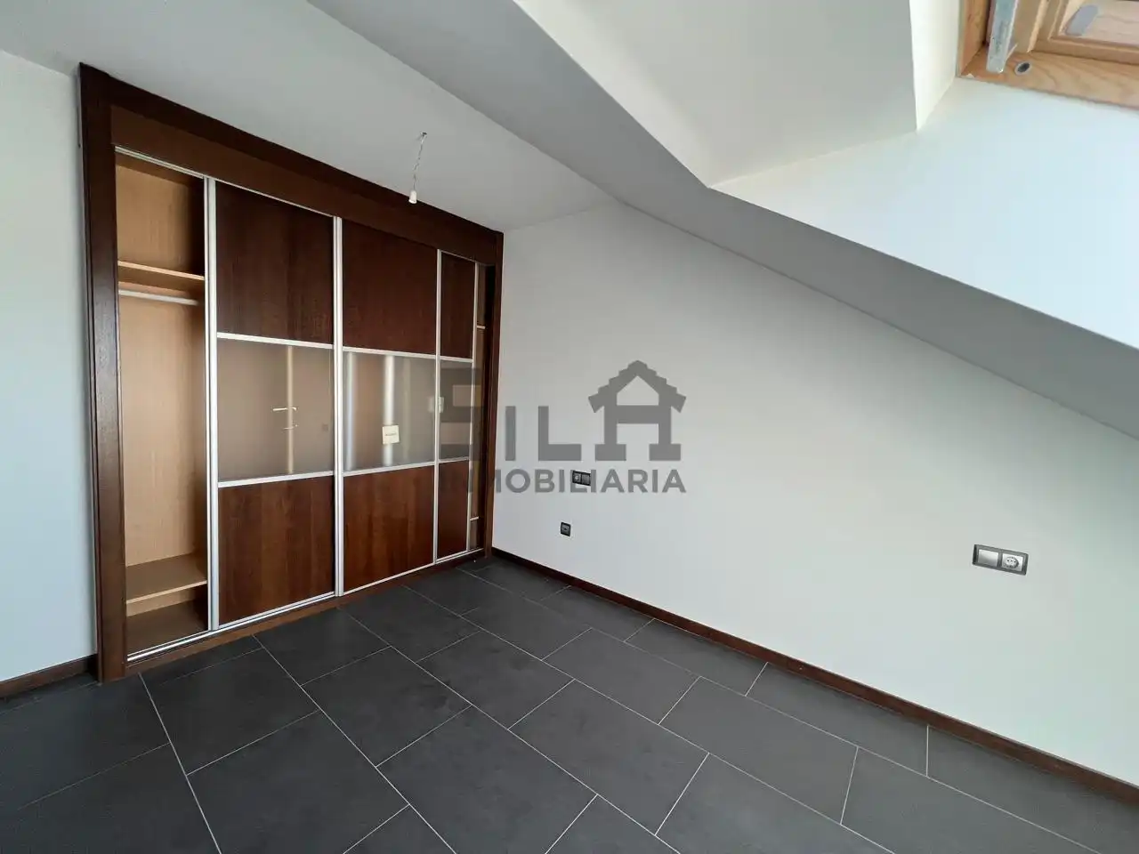 Attic for sale in O Carballiño