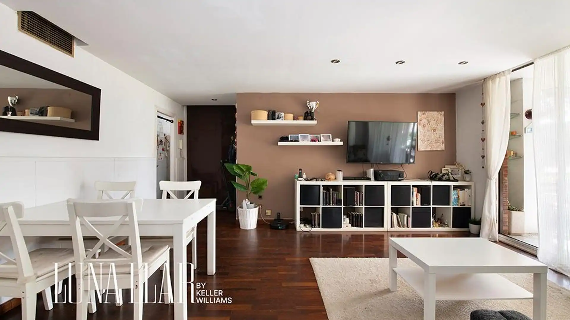 Living room of Flat for sale in Gavà  with Terrace and Community pool