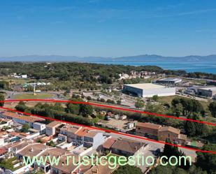 Finca rústica en venda en L'Escala amb Jardí privat