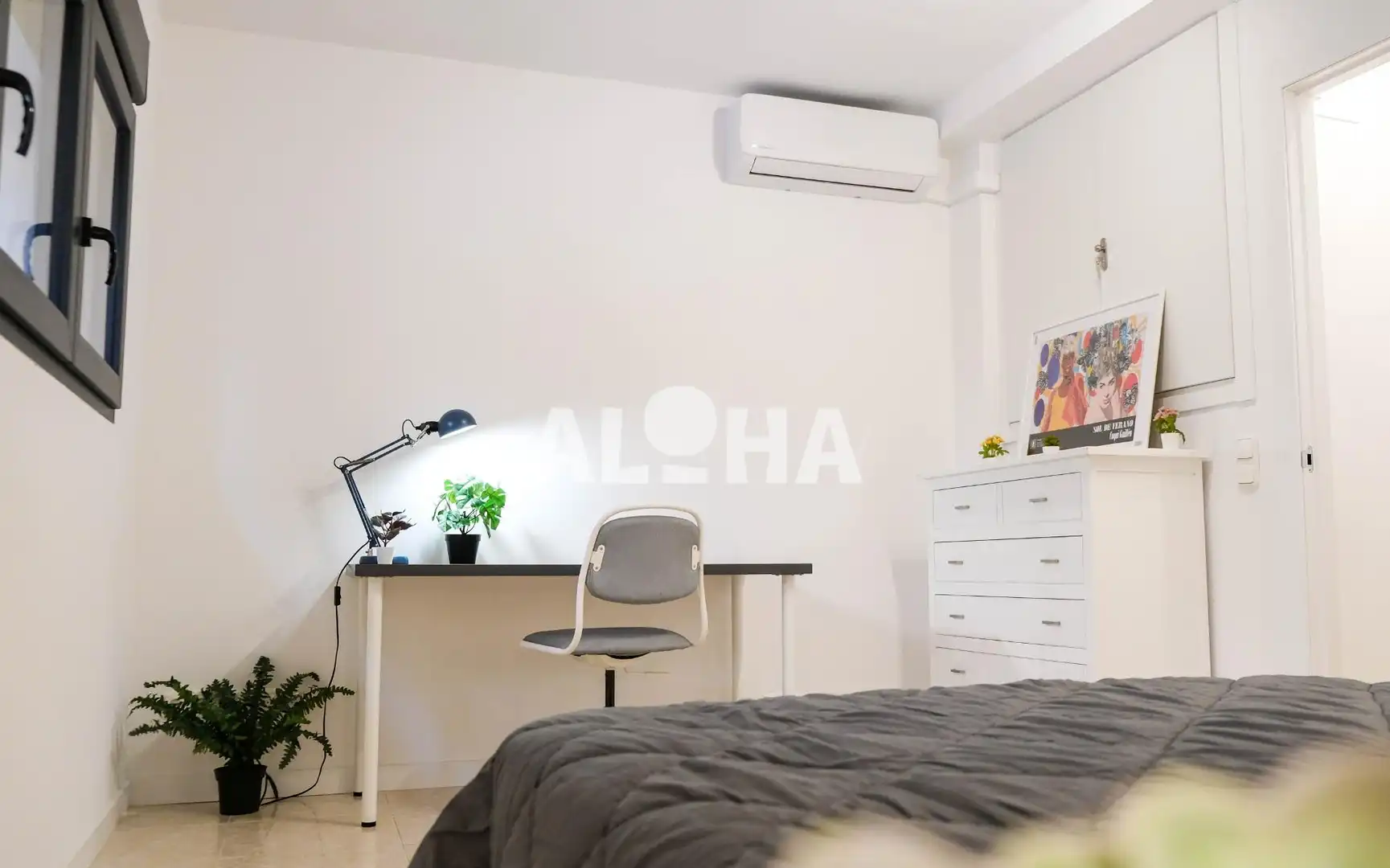 Habitación de Apartamento de alquiler en Moncada con Aire acondicionado, Calefacción y Trastero