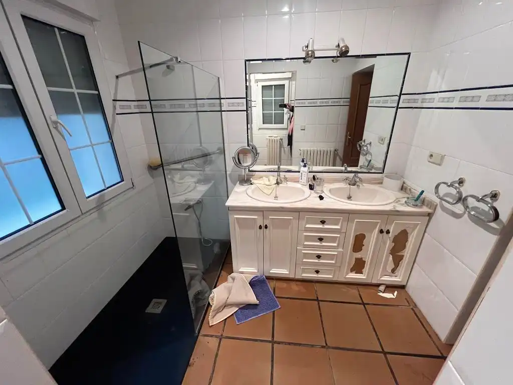 Baño de Casa o chalet en venta en Albacete con Aire acondicionado, Calefacción y Jardín privado