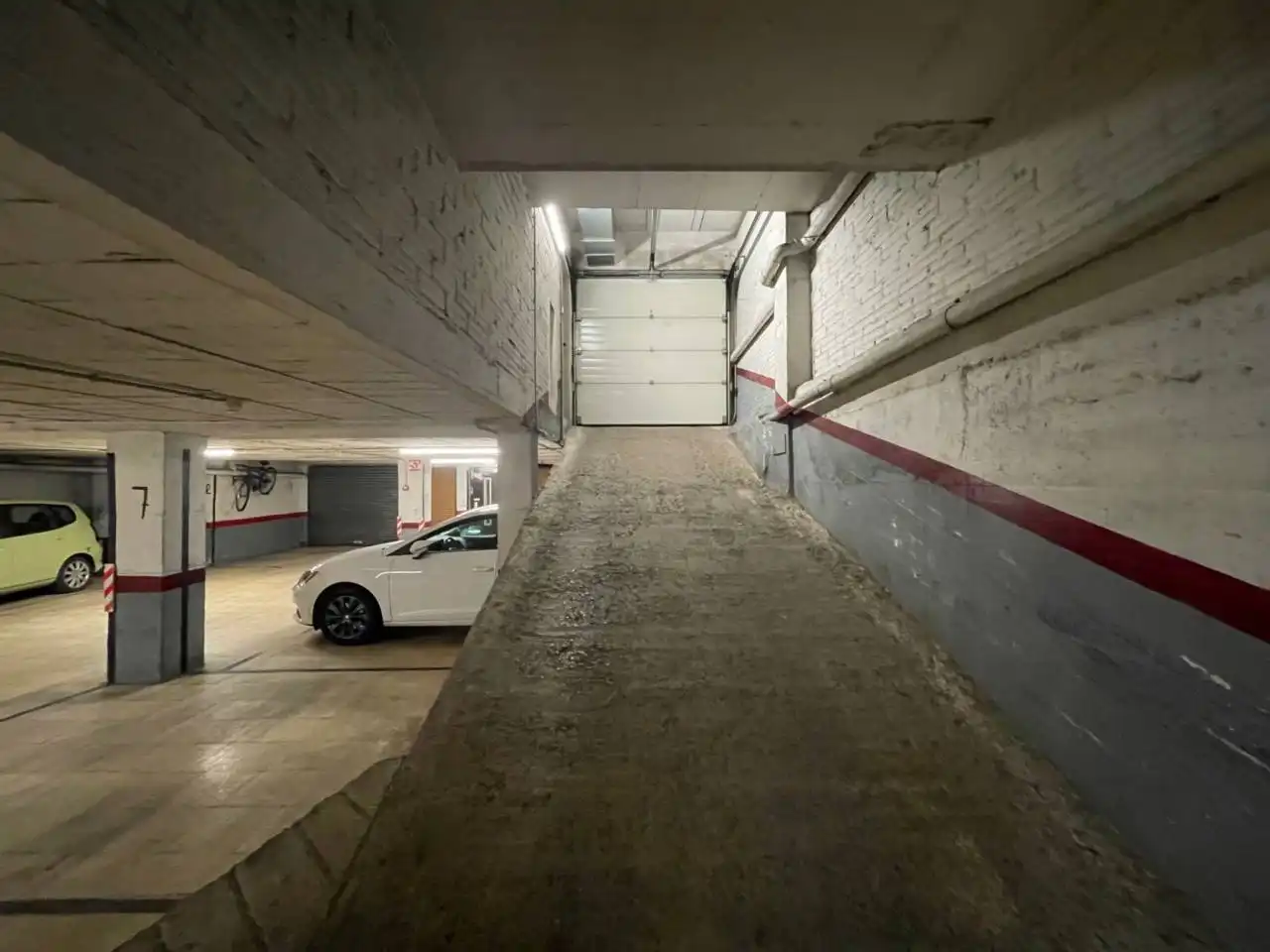 Parkplatz von Lagerraum zur Miete in Vic