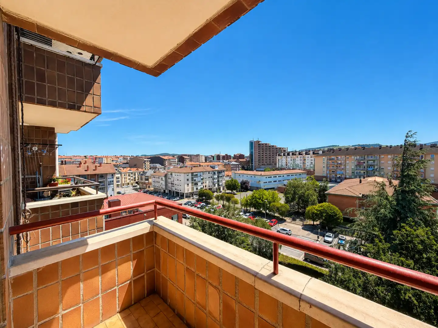 Exterior view of Flat for sale in Torrelavega   with Heating, Private garden and Parquet flooring