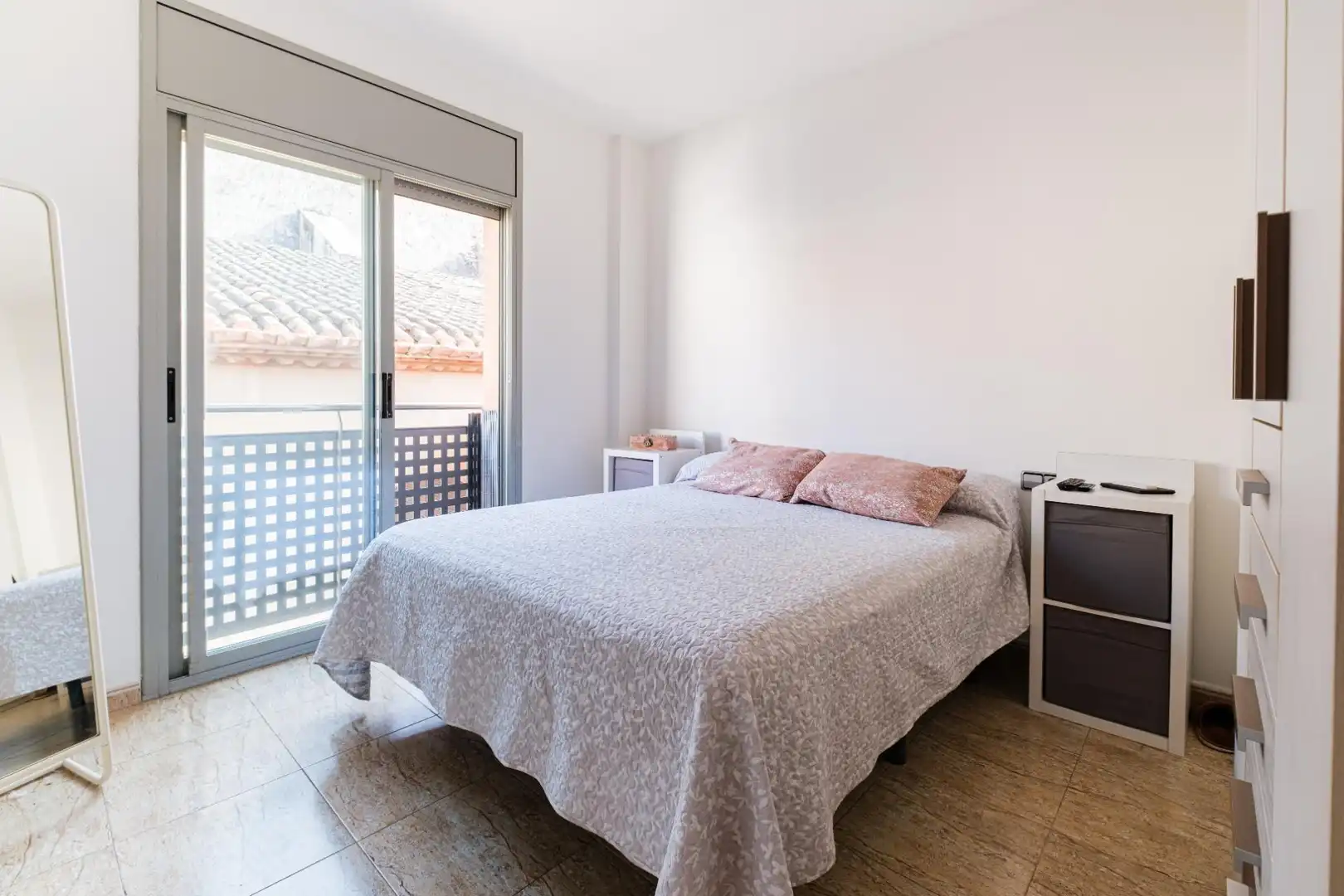 Habitación de Piso en venta en Sant Vicenç Dels Horts con Aire acondicionado, Calefacción y Terraza