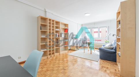 Foto 3 de Pis de lloguer a Juan Escalante de Mendoza, Santo Domingo - El Campillín, Oviedo