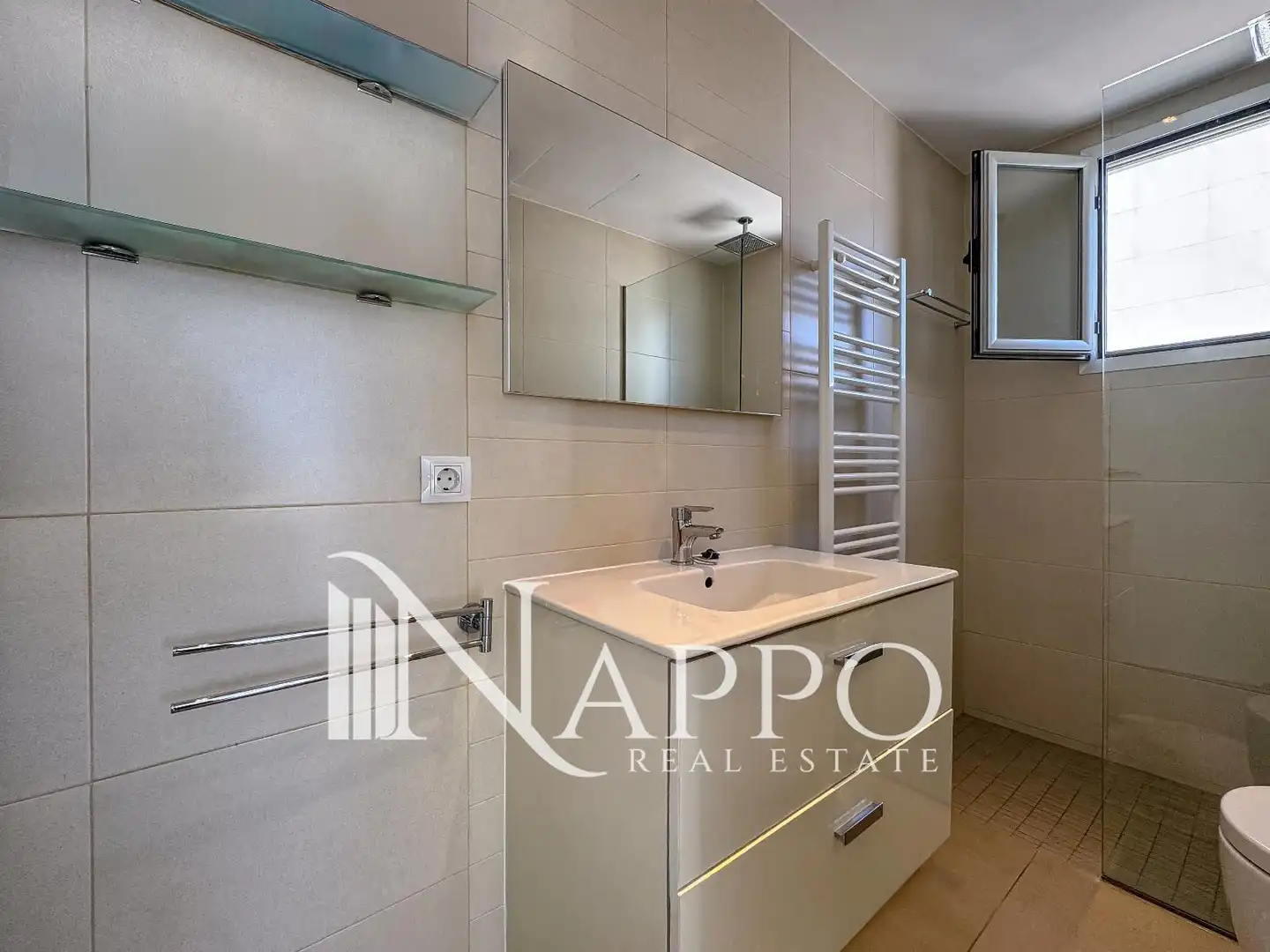 Bathroom of Houses for sale in Llucmajor  with Air Conditioner, Heating and Terrace