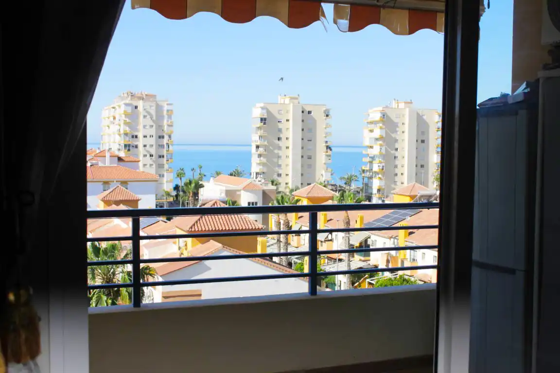 Habitación de Piso en venta en Vélez-Málaga con Terraza y Piscina comunitaria