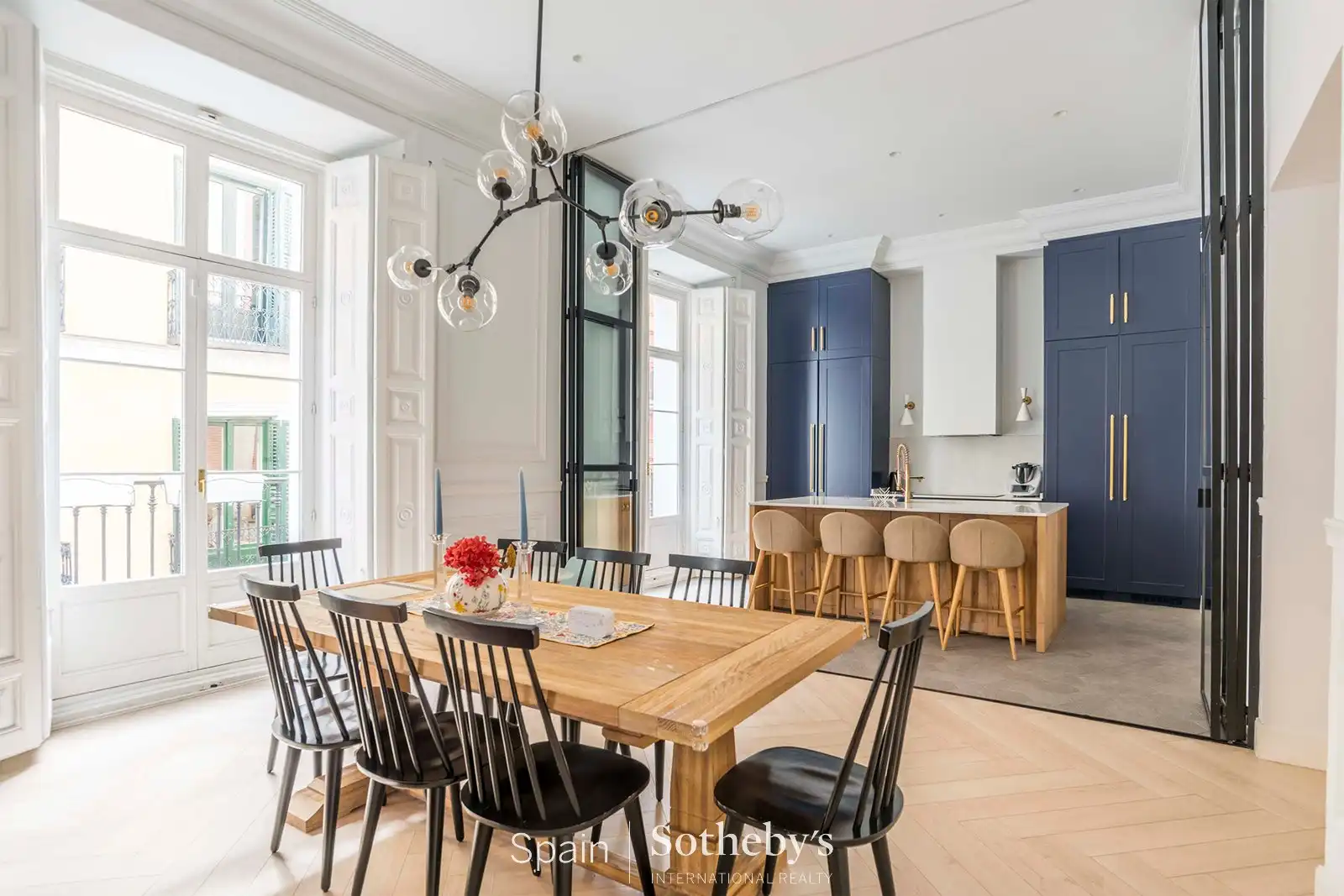 Dining room of Apartments for sale in  Madrid Capital  with Air Conditioner, Heating and Terrace