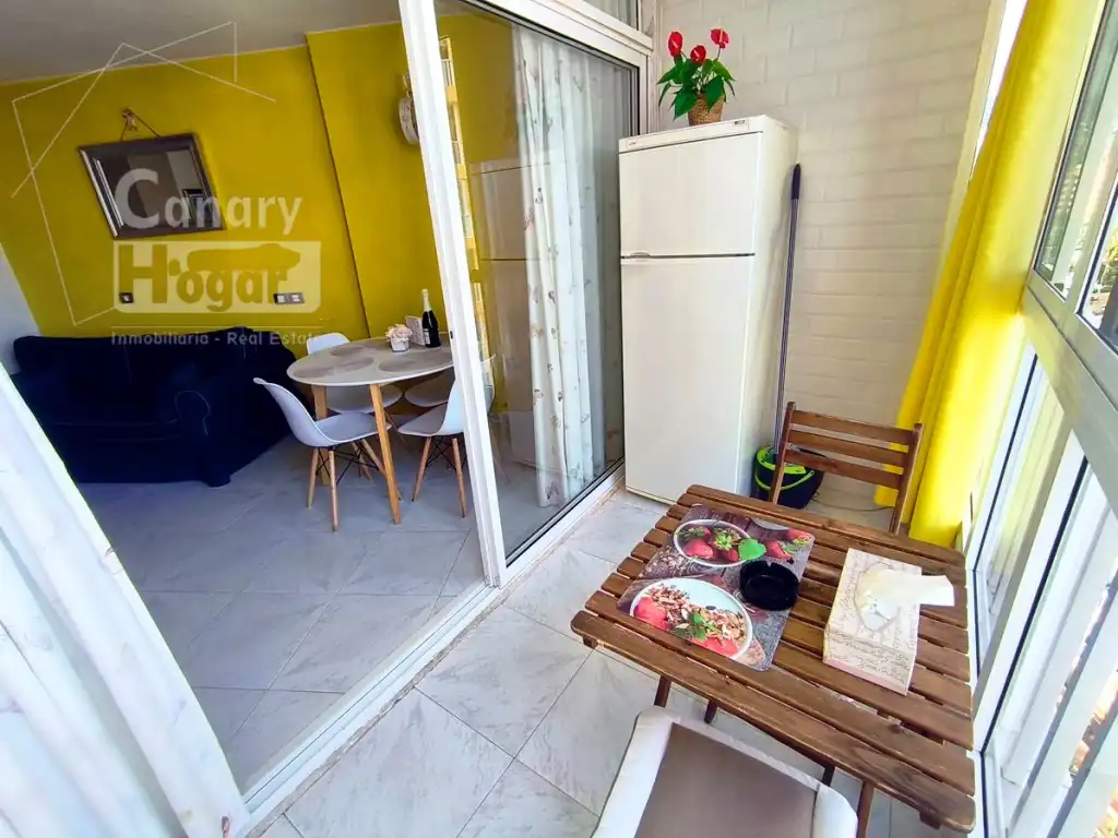 Mini appartamento con piscina in vendita a Avenida del Arquitecto Gómez Cuesta, imagen 4