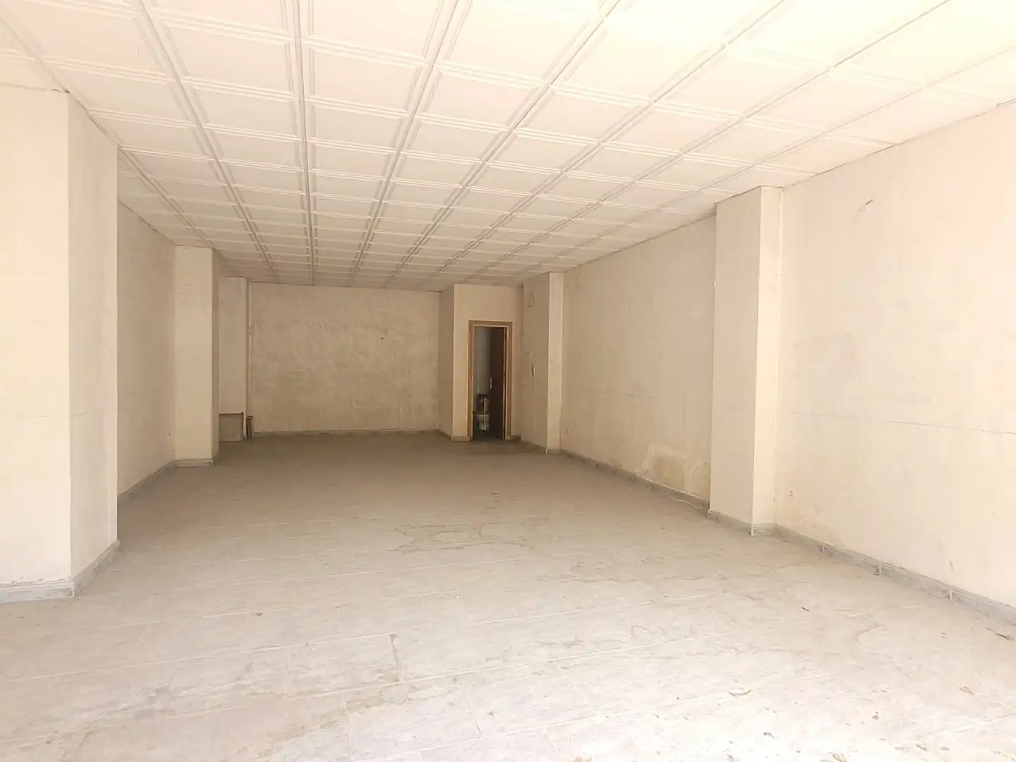 Local comercial en venda a Calle Joaquina Eguaras 96, imagen 6