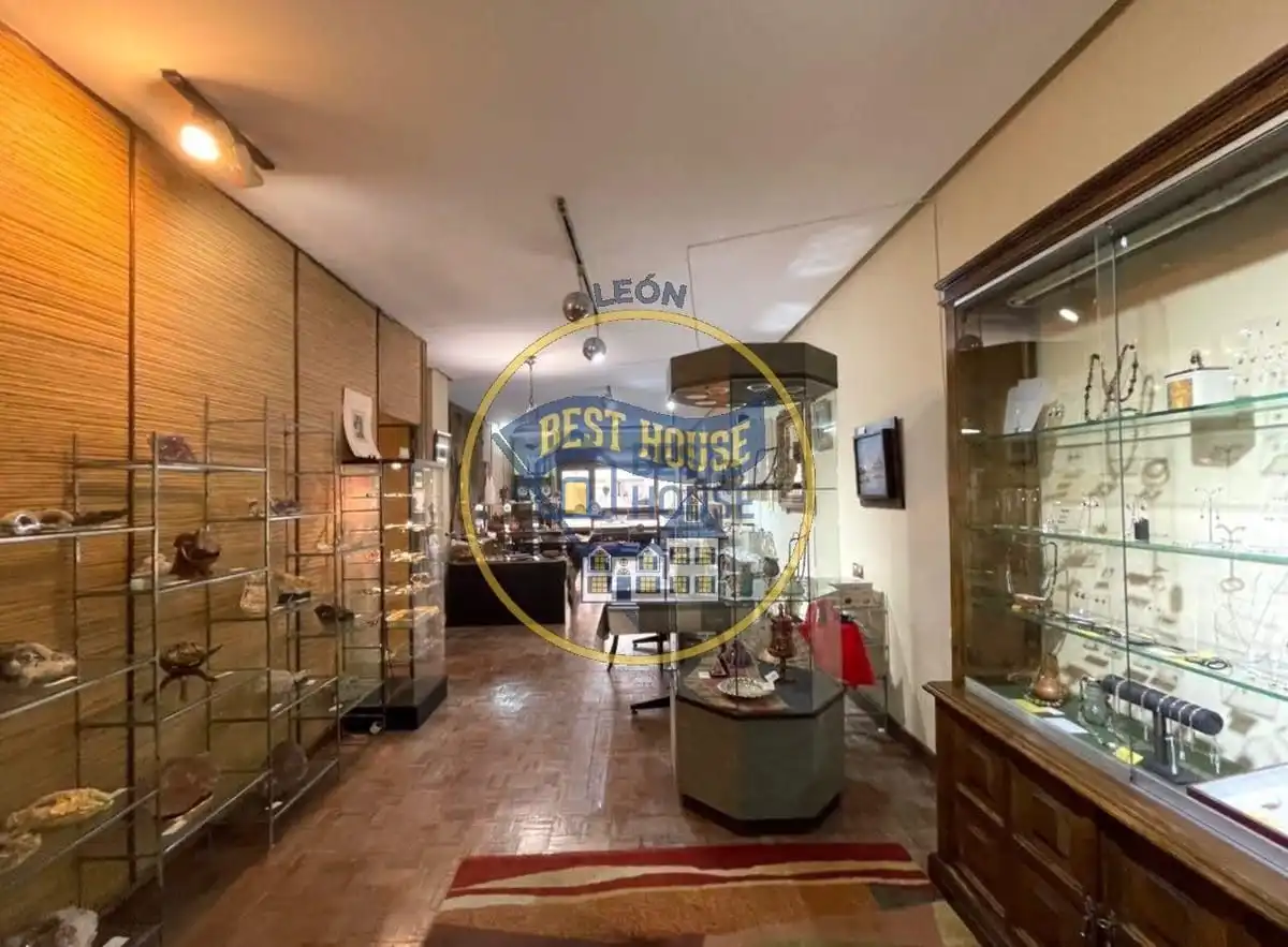 Oficina con ascensor en venta en Centro Ciudad