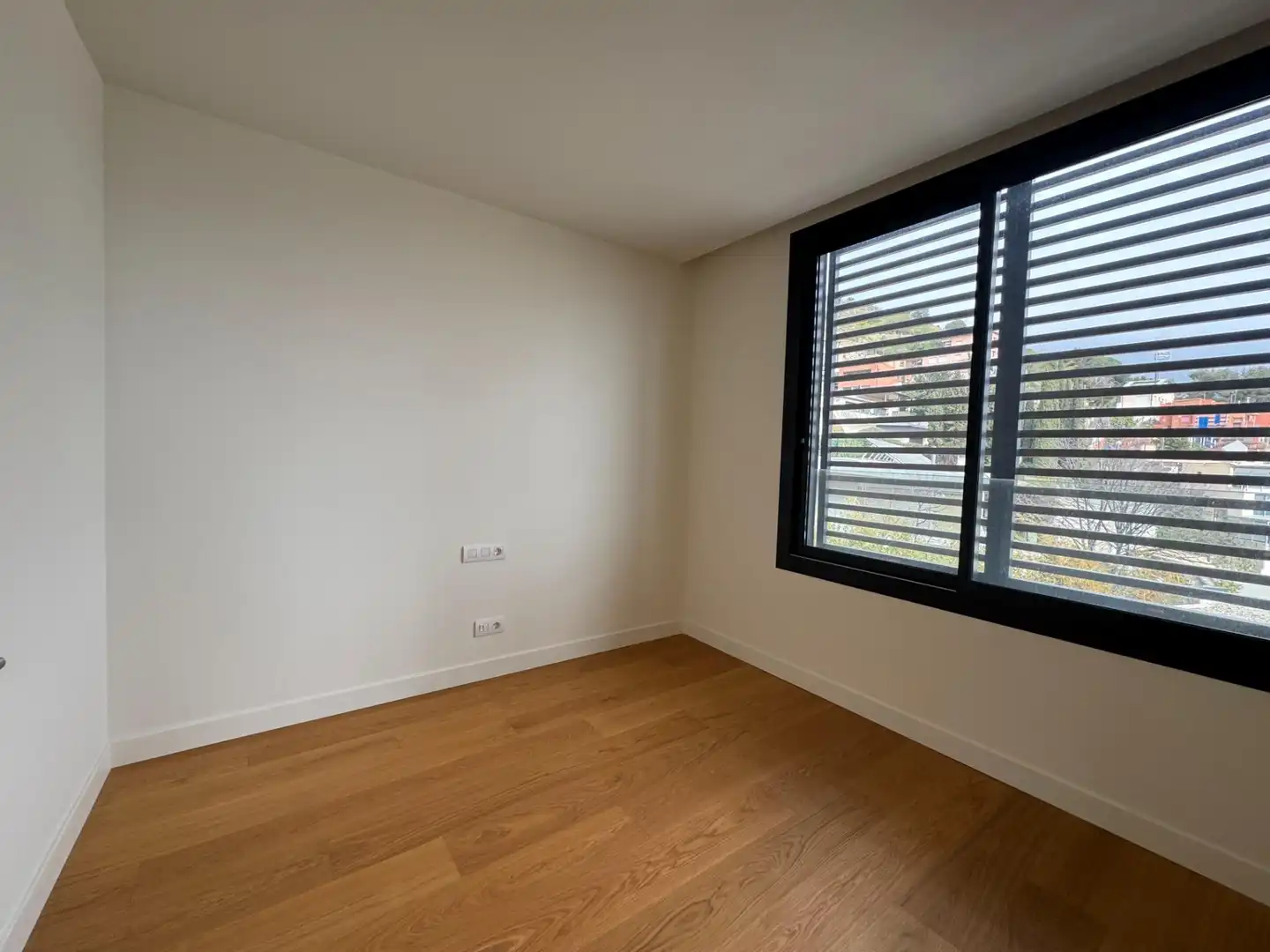 Habitación de Casa o chalet en venta en Barcelona con Aire acondicionado, Calefacción y Jardín privado