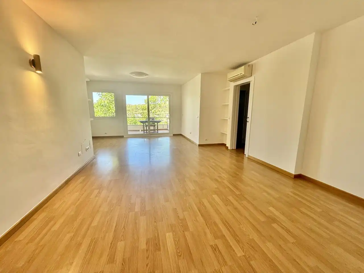 Piso con terraza en alquiler en Garcilaso De La Vega, imagen 15