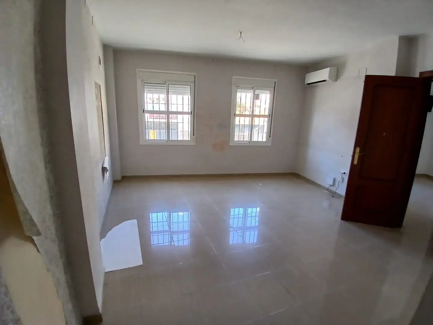 Schlafzimmer von Wohnung zum Verkauf in Alcalá del Río mit Klimaanlage
