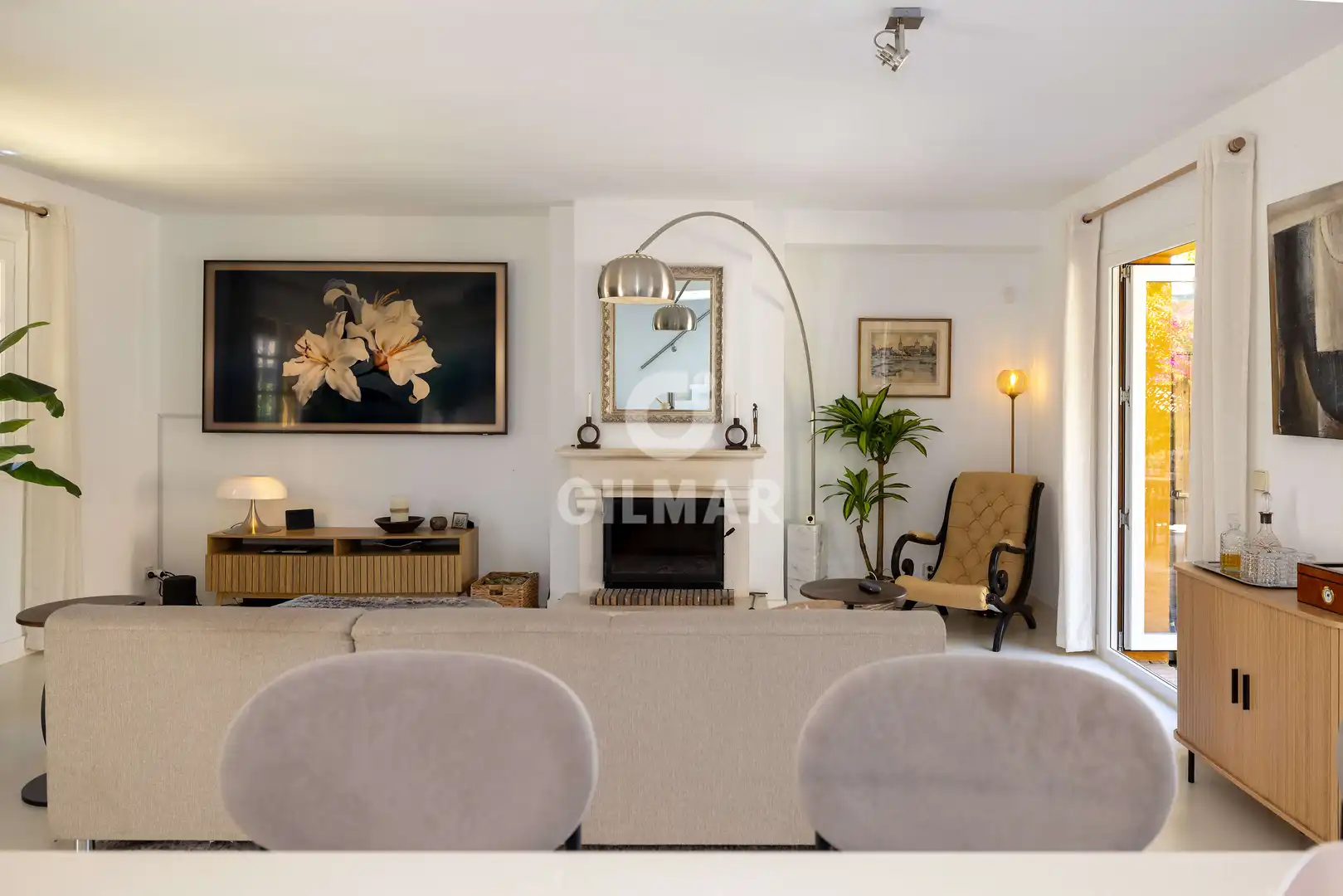 Sala de estar de Casa adosada en venta en Marbella con Calefacción, Piscina y Amueblado