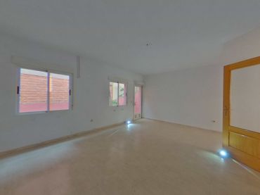 Terraced house with balcony for sale in Granada