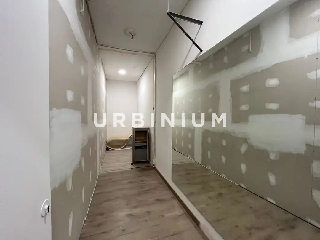 Local comercial en venda a Carrer del Riu Freser, imagen 9