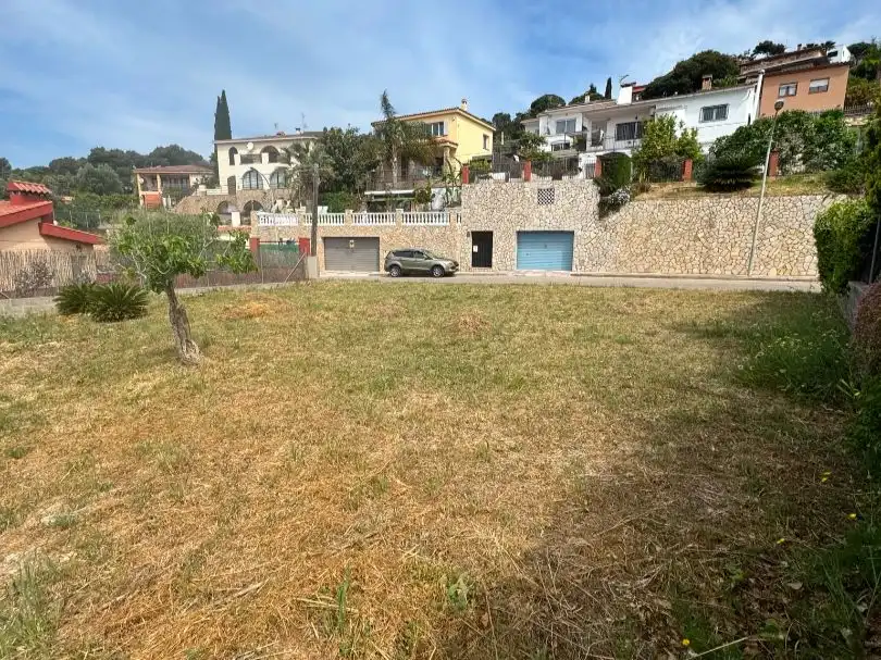 Terreno residencial en venta en Faig 4